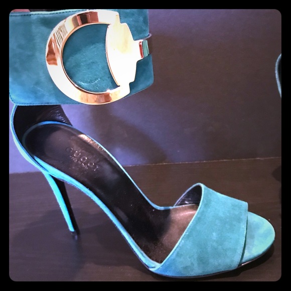 Gucci Shoes - New never worn ankle cuff sandals